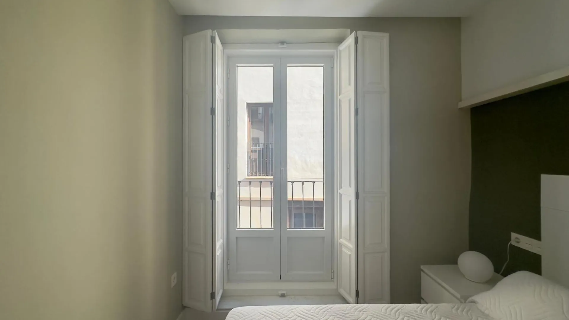 Apartamentos Anaya,1º,2º En Pleno Centro De 그라나다 0*,  스페인
